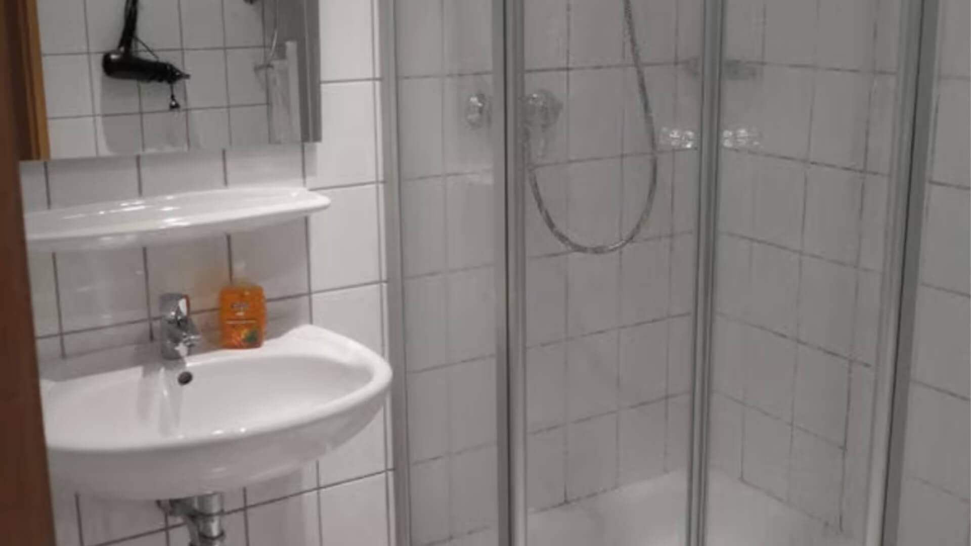 Badezimmer-Villa-Daheim